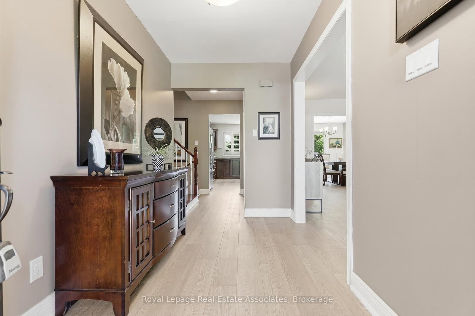 2580 Homelands Drive - Image 4