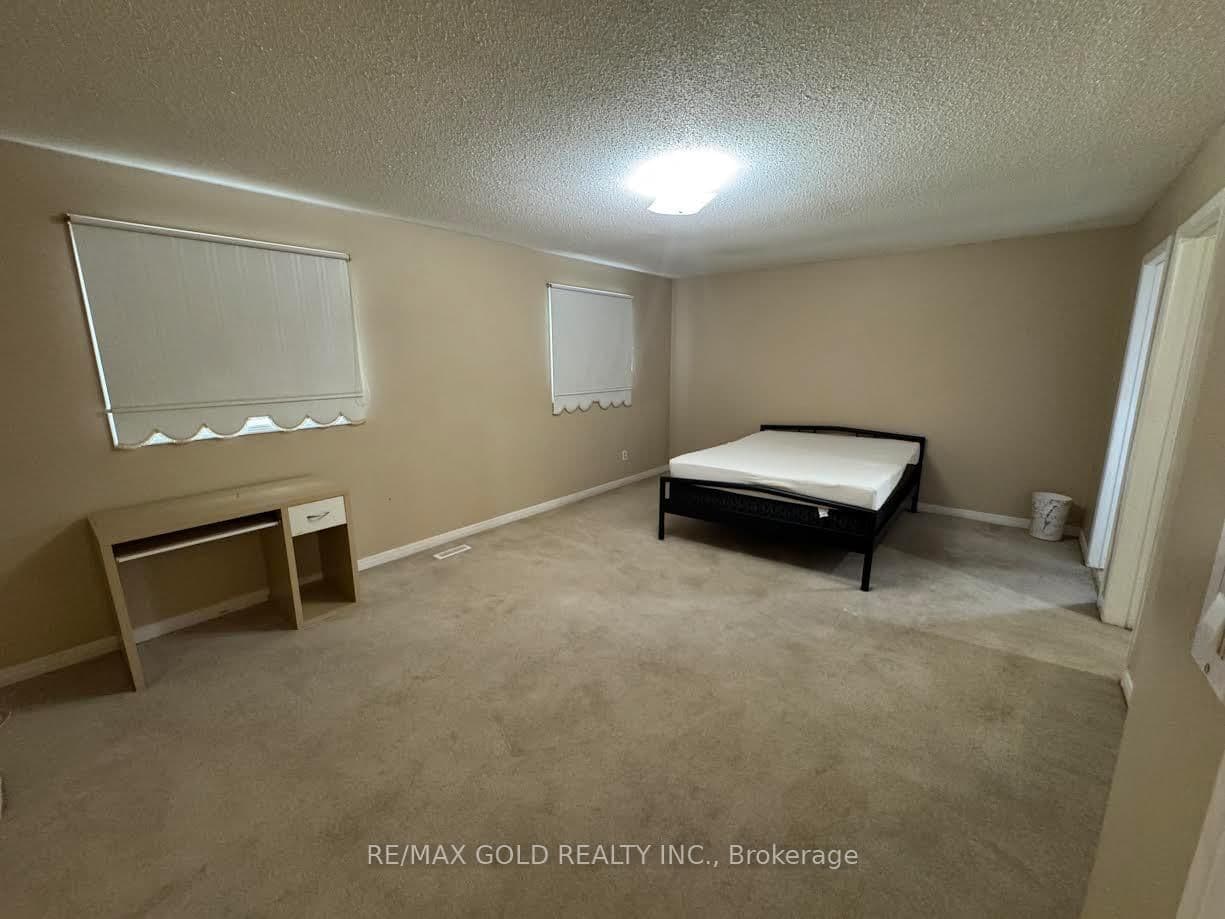 198 Harrowsmith Drive - Image 4