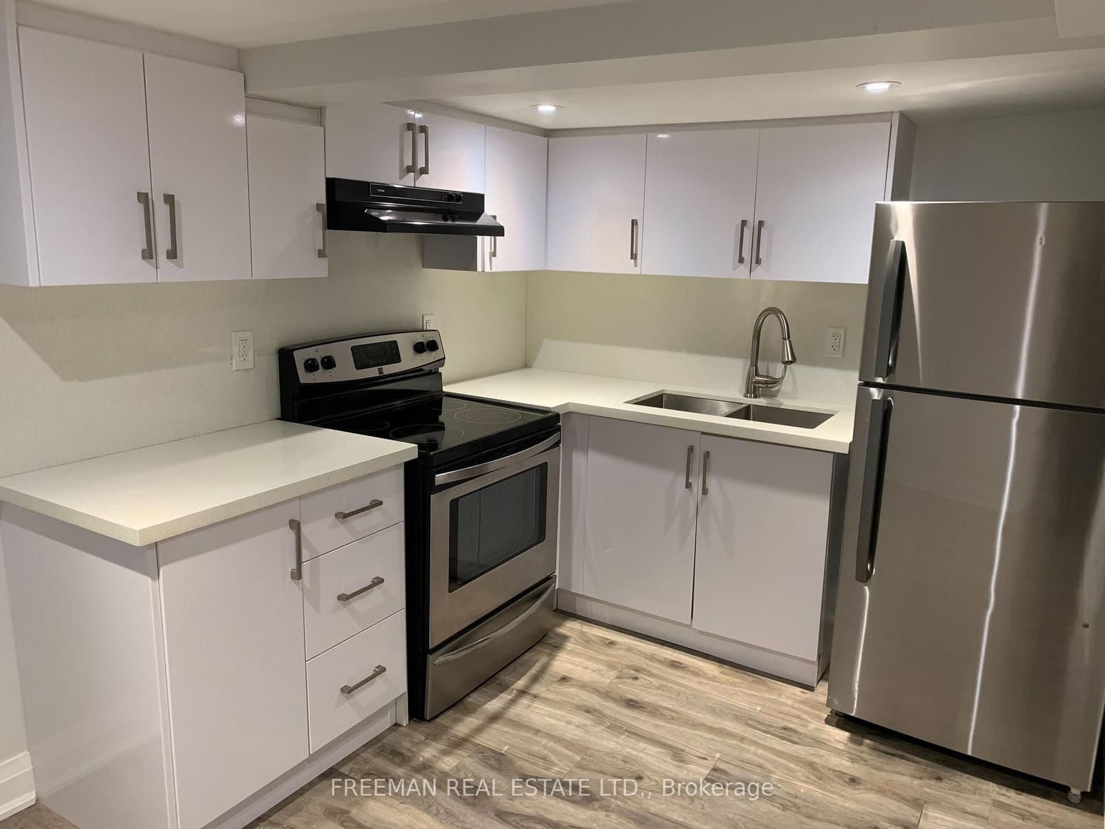 642 Gladstone Avenue, Unit Lower Lvl Studio - Image 6