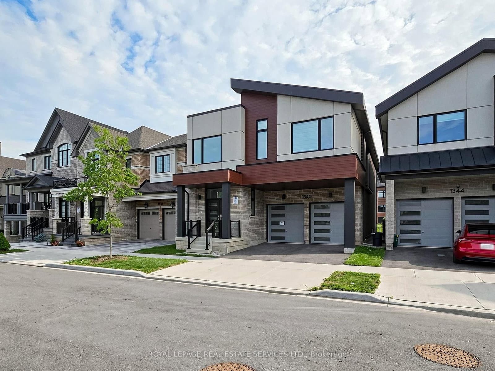 1340 Aymond Crescent - Image 2