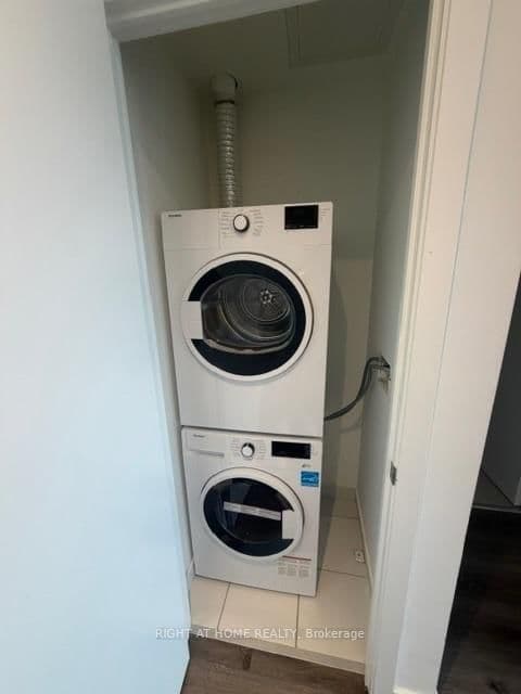 28 Ann Street, Unit 1204 - Image 4