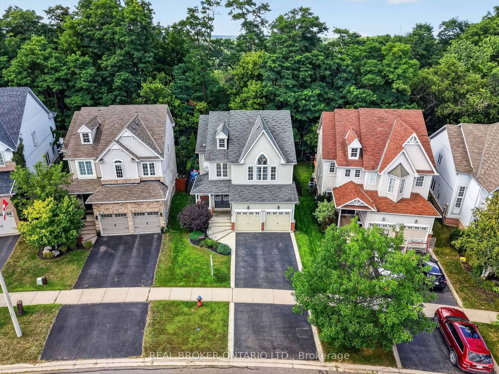 60 Meadowglen Boulevard - Image 2