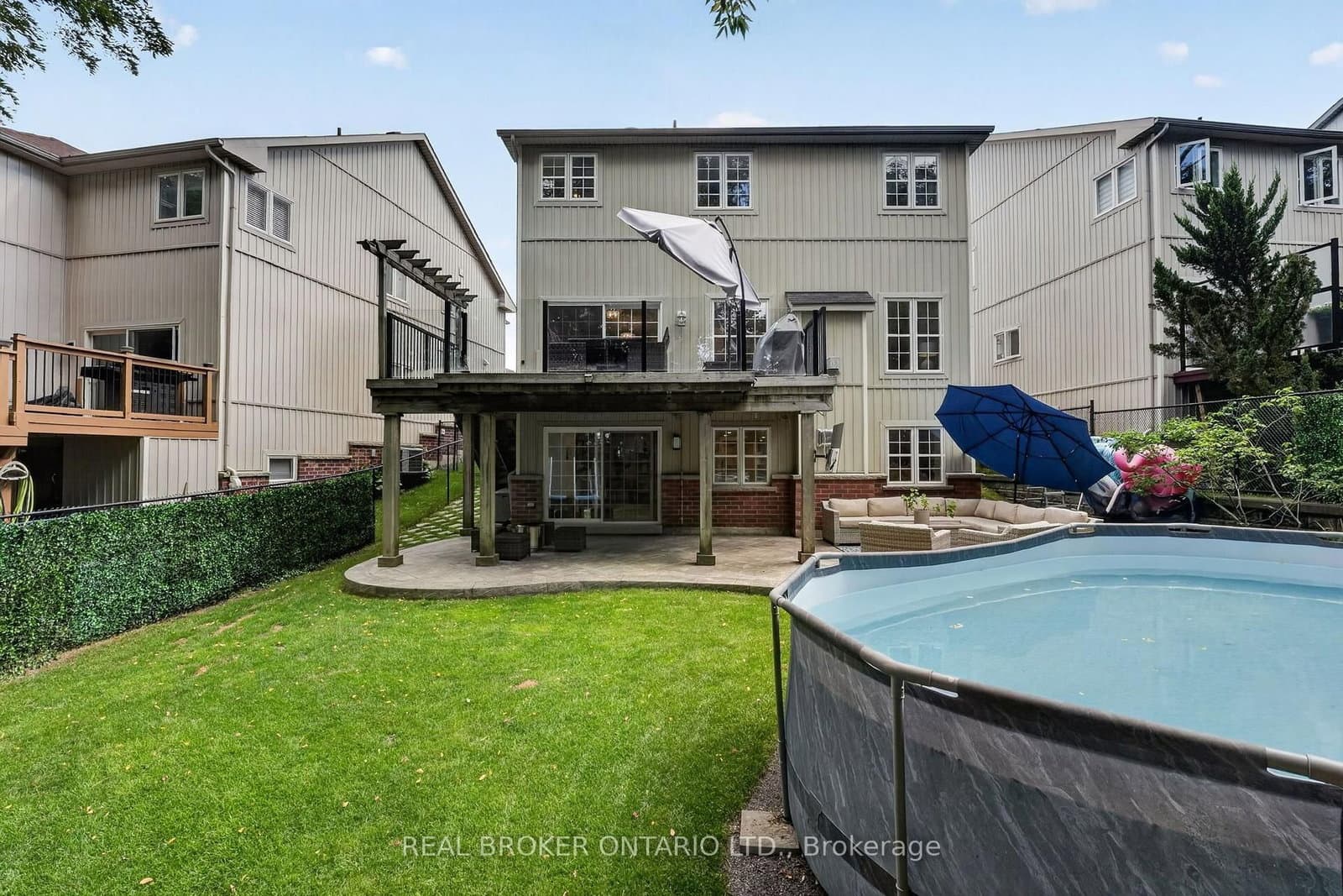 60 Meadowglen Boulevard - Image 5