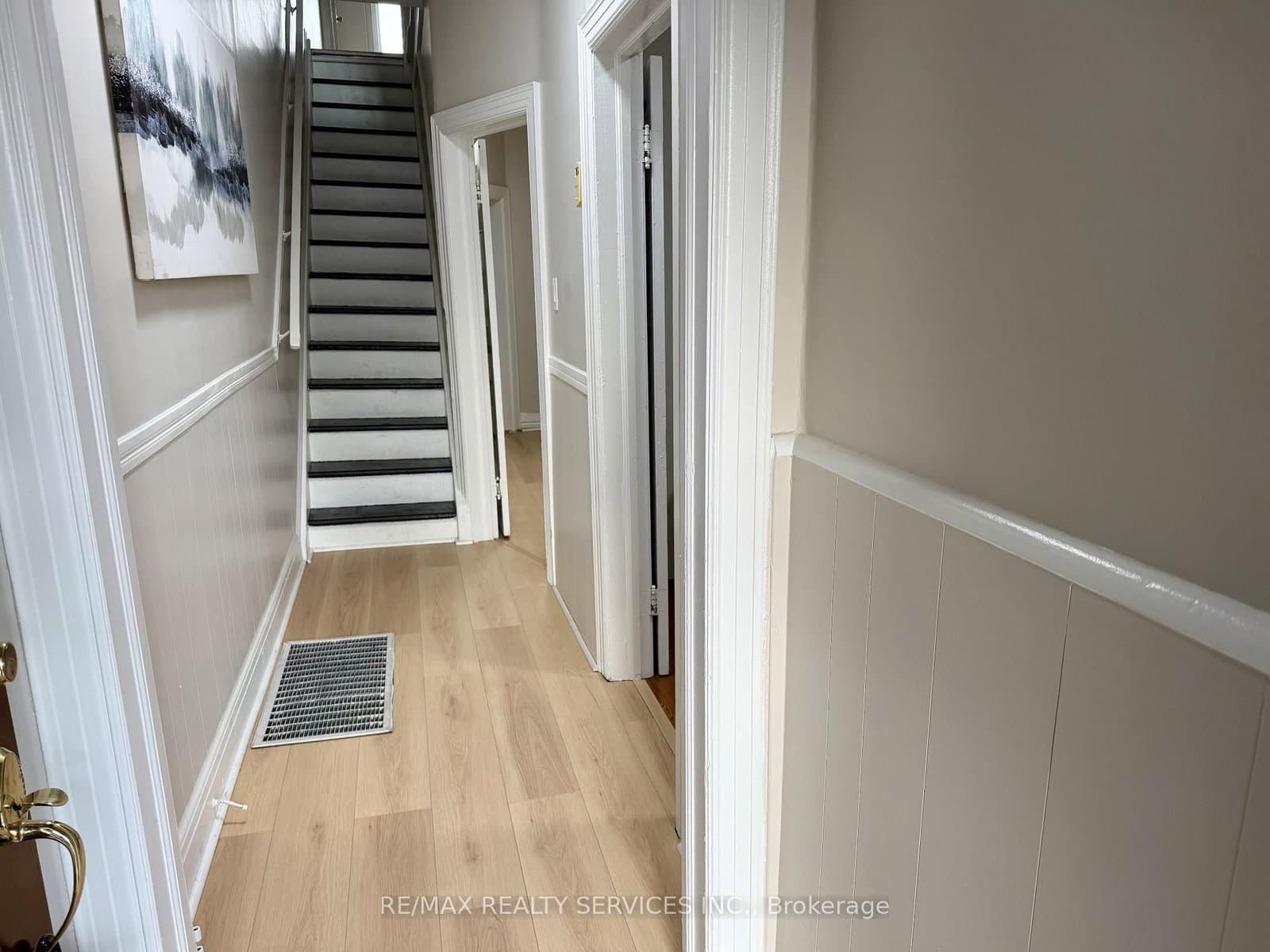 1147 Dufferin Street - Image 4