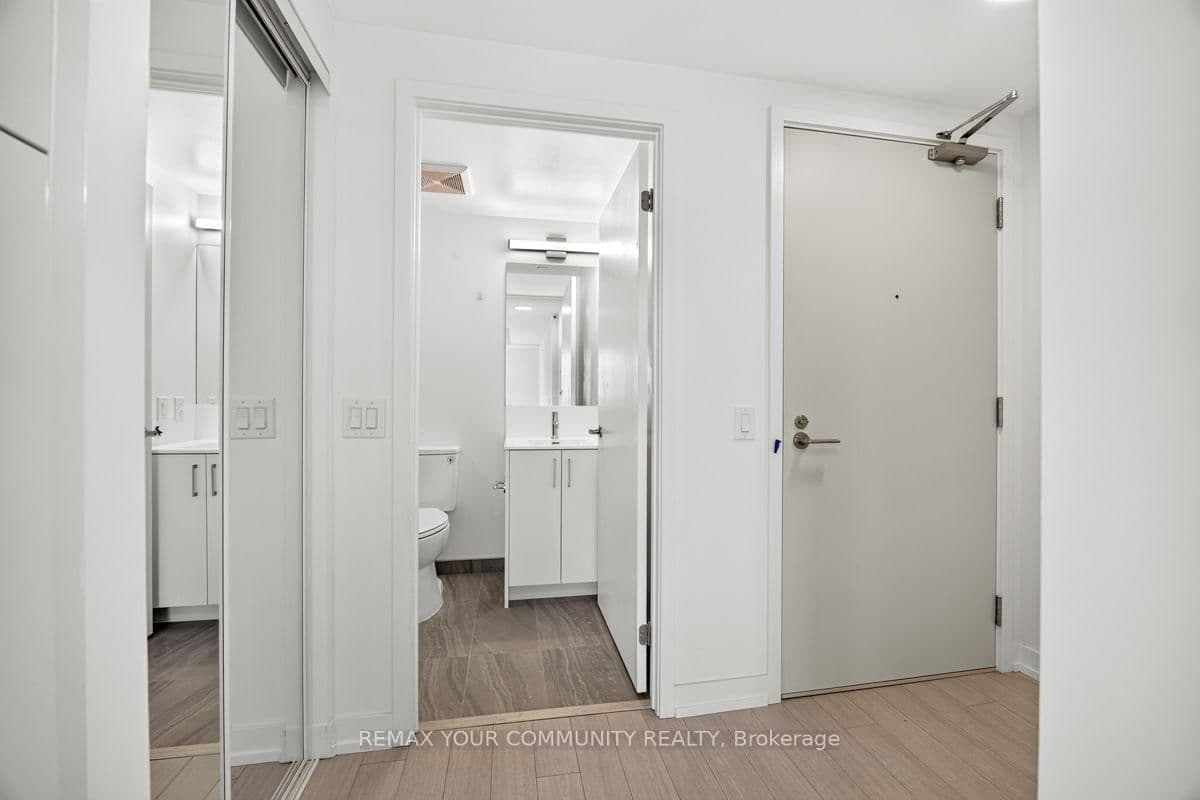 4010 Eglinton Avenue W, Unit 1504 - Image 3
