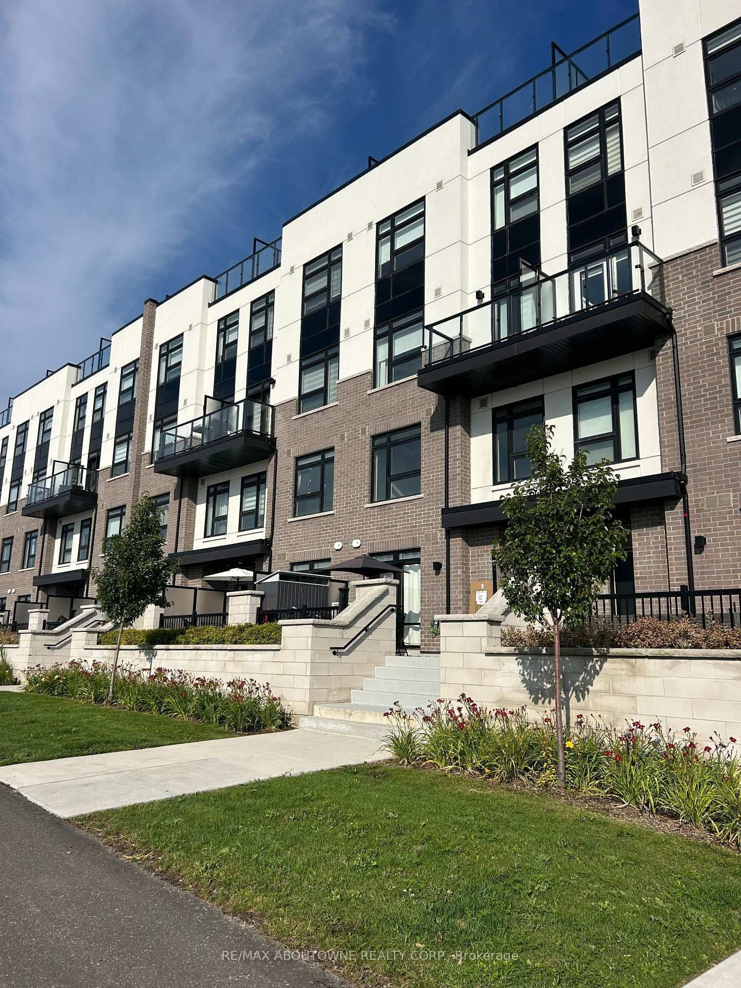 1581 Rose Way, Unit 106 - Image 2