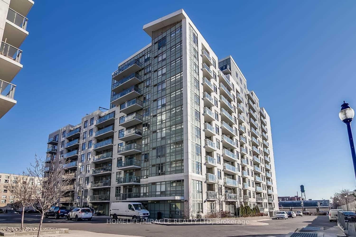 816 Lansdowne Avenue, Unit 423 - Image 1