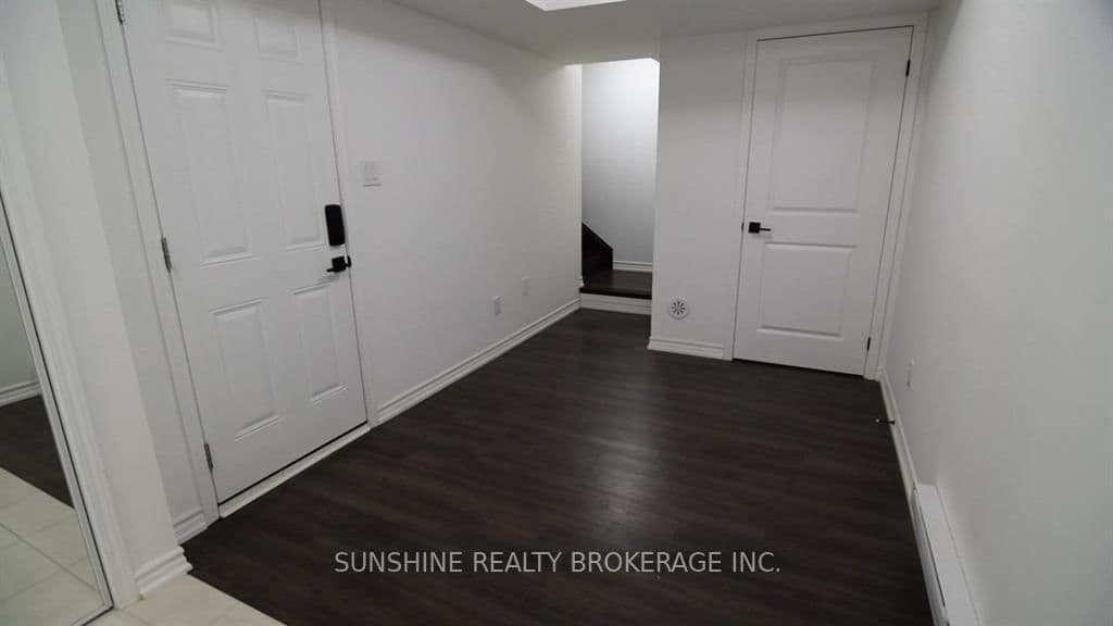 550 Buckeye Court - Image 2