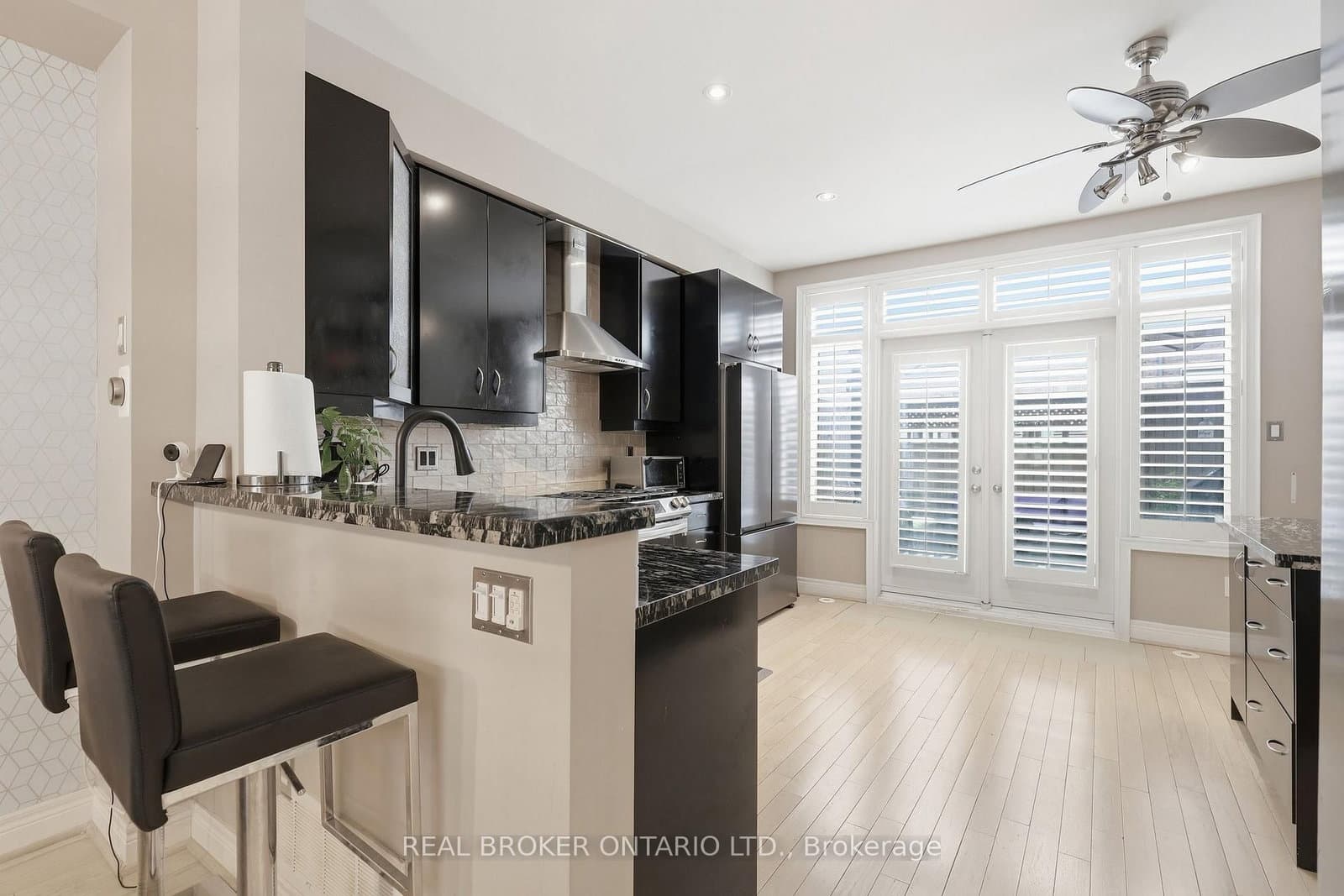 39 Lobo Mews - Image 6