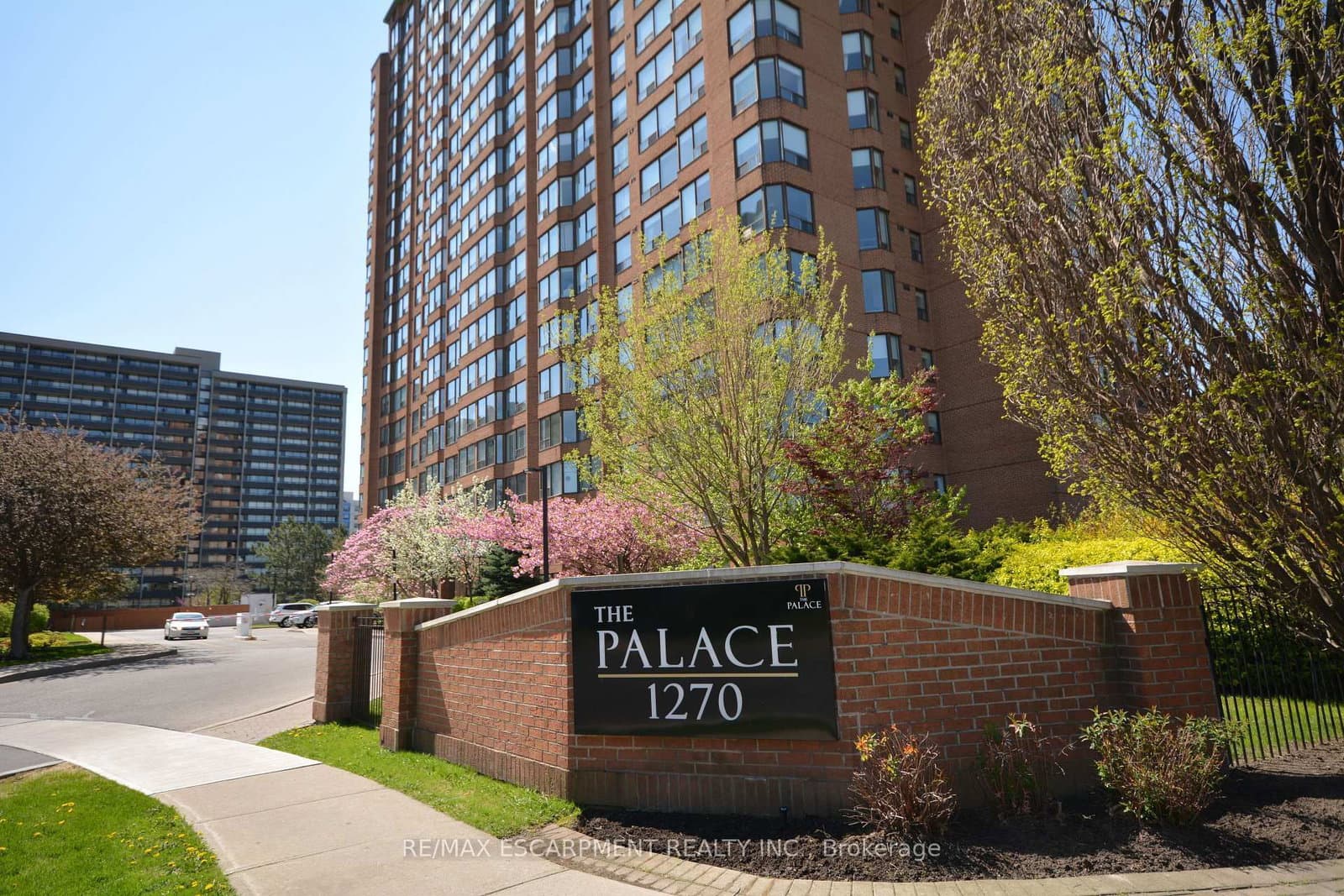 1270 Maple Crossing Boulevard E, Unit 103 - Image 1