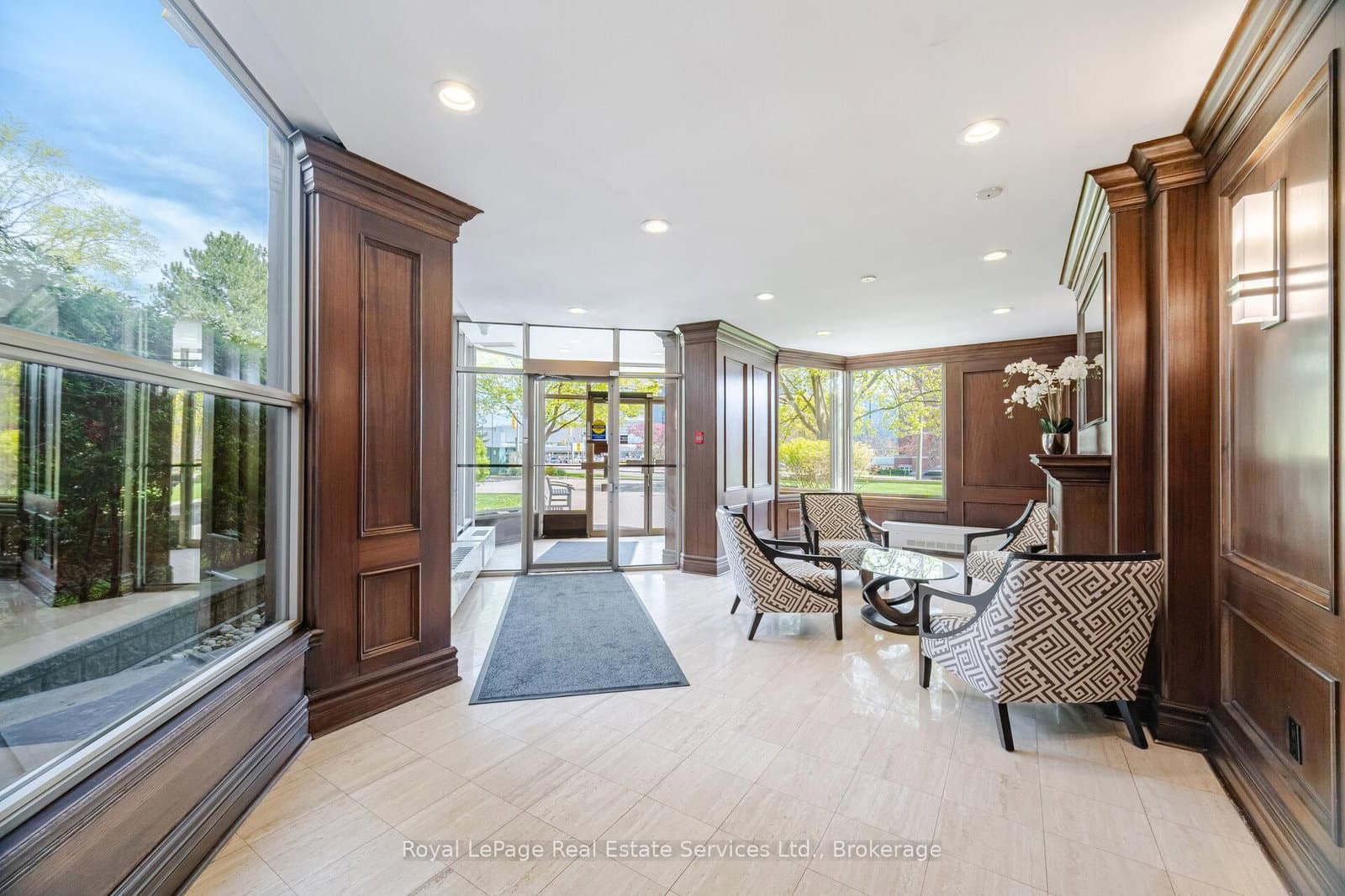 1201 North Shore Boulevard E, Unit 1001 - Image 3