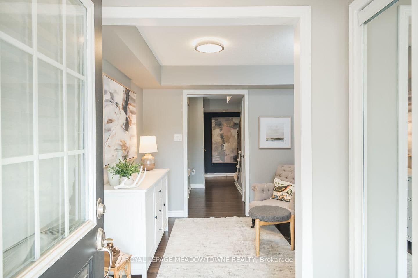 275 Eves Gate - Image 2