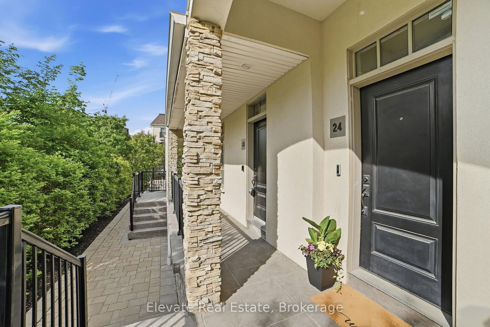 3083 Cawthra Road, Unit 24 - Image 4
