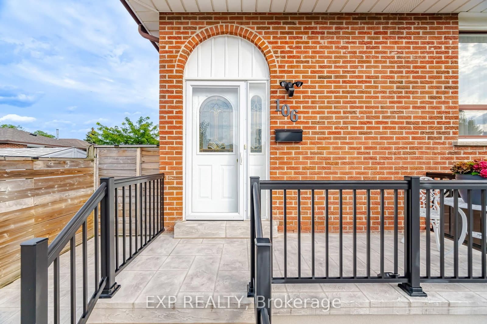 106 Hanson Road - Image 3
