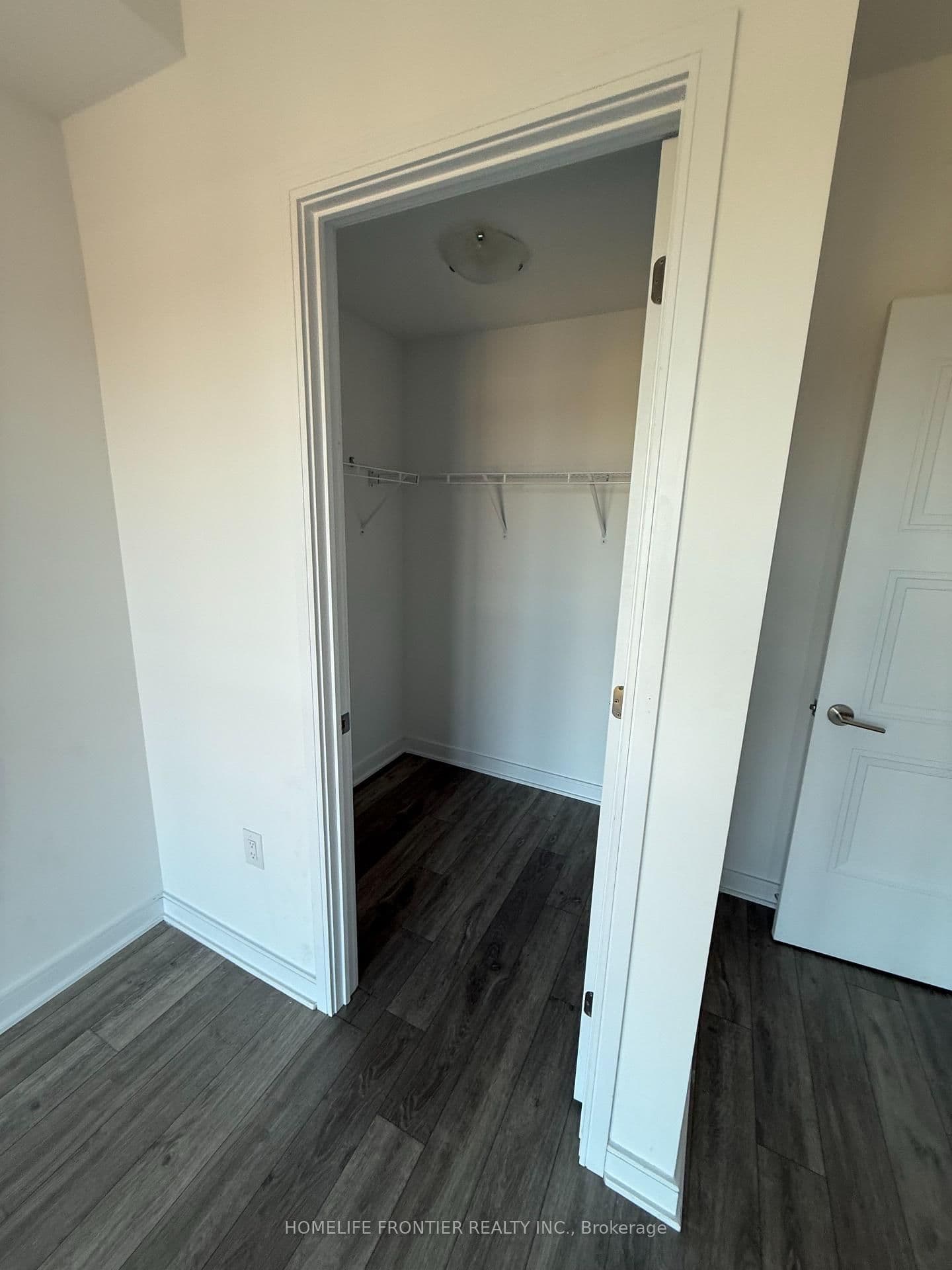 25 Neighbourhood Lane, Unit 909 - Image 5