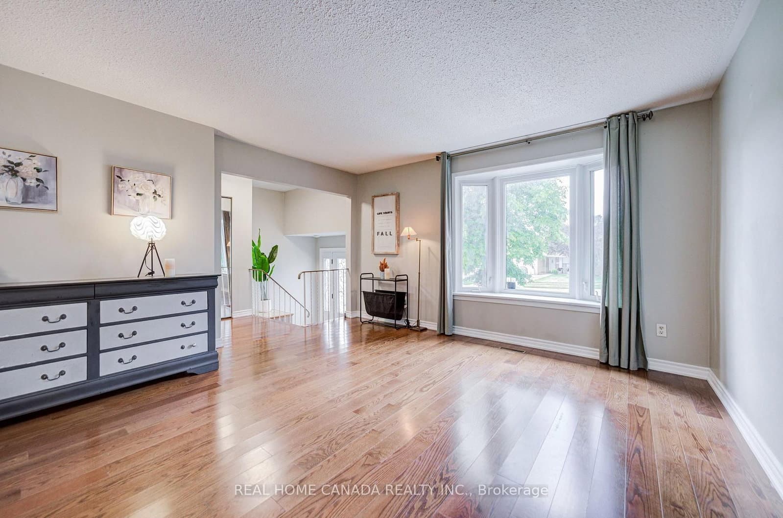 19 Hepworth Drive - Image 6