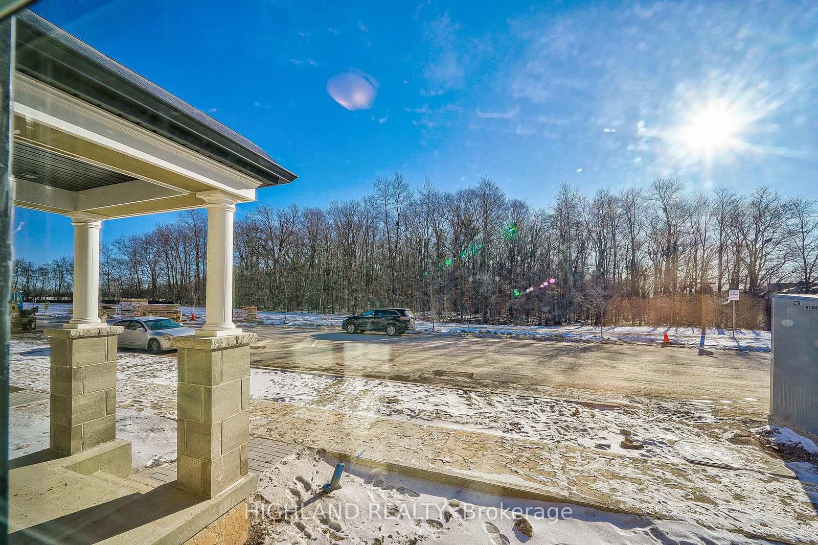 155 Settlers Road E - Image 5