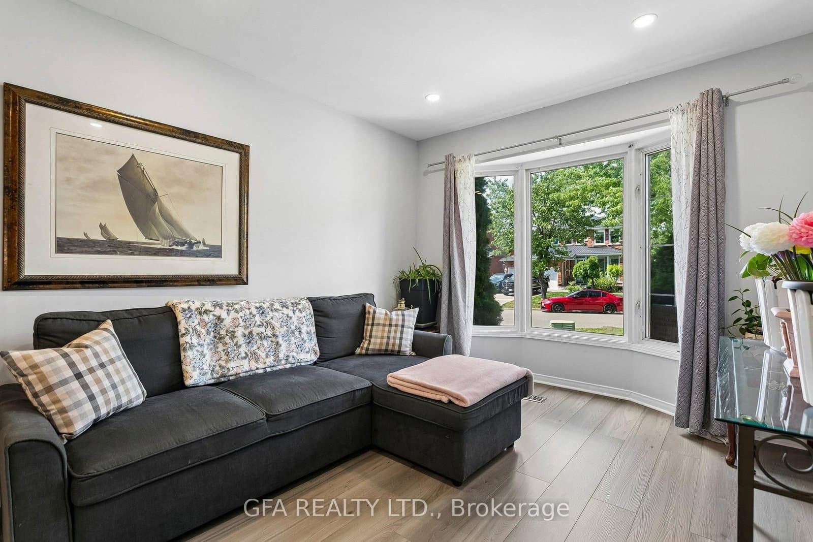 3220 Turnstone Crescent - Image 6