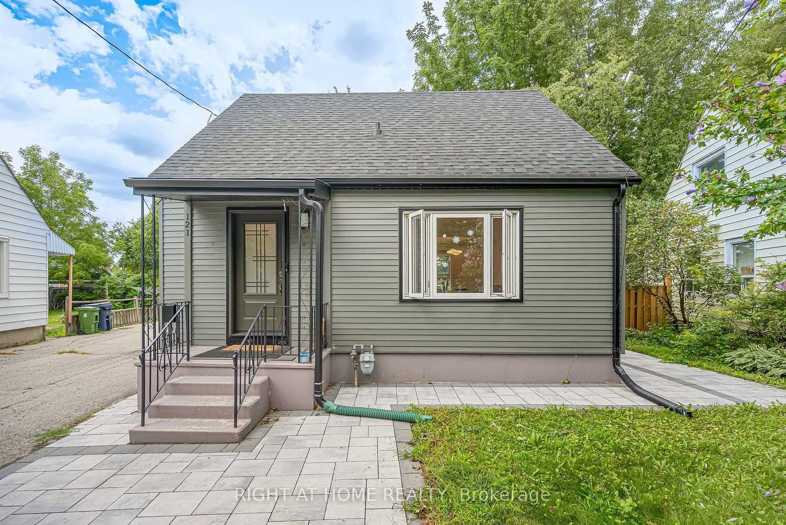 121 Hearst Circle - Image 1