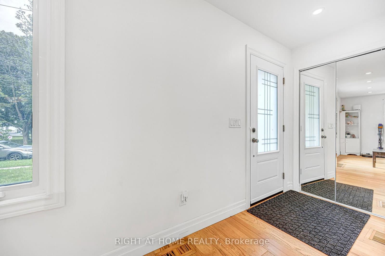 121 Hearst Circle - Image 2