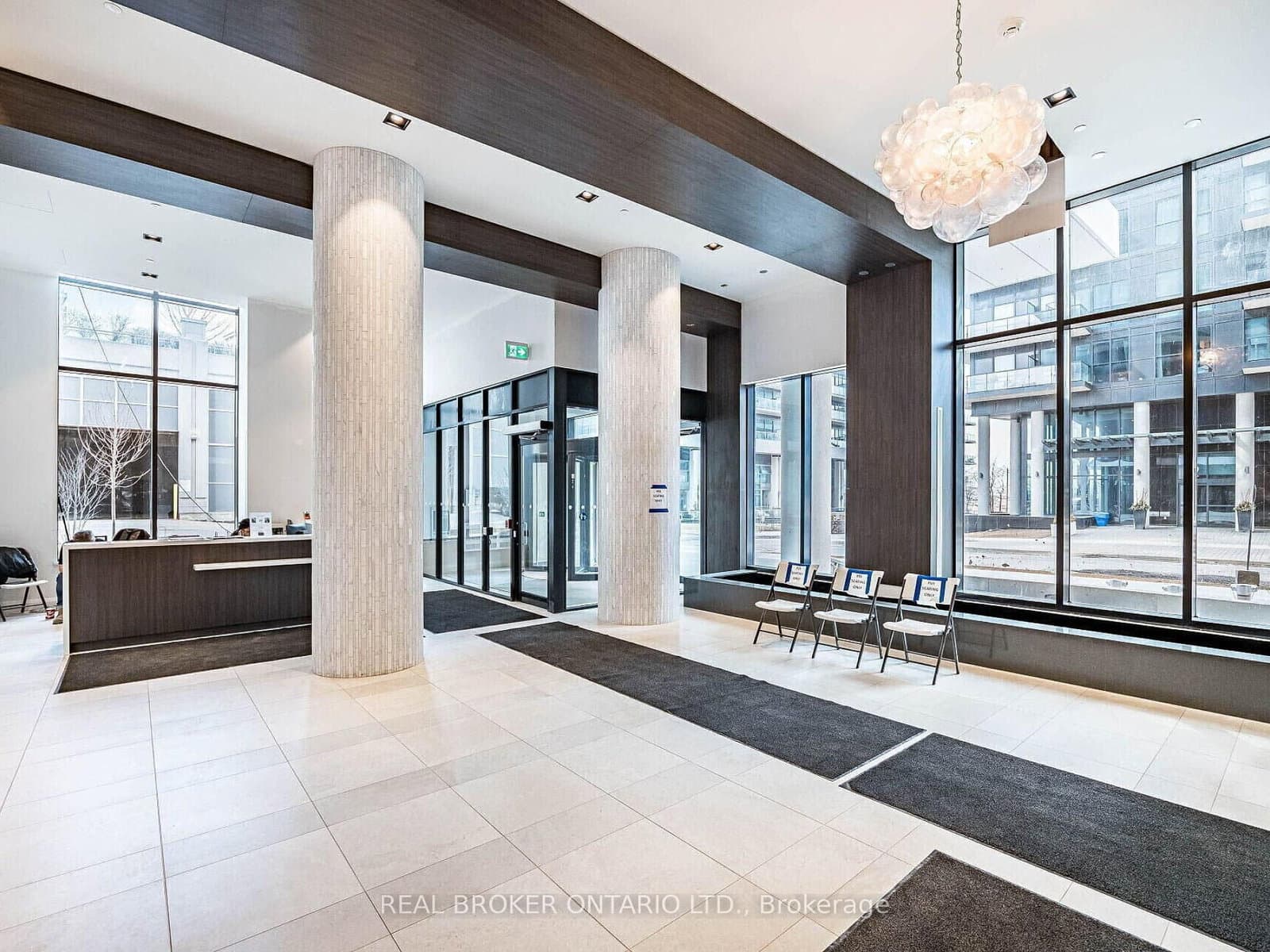 38 ANNIE CRAIG Drive, Unit 4407 - Image 5
