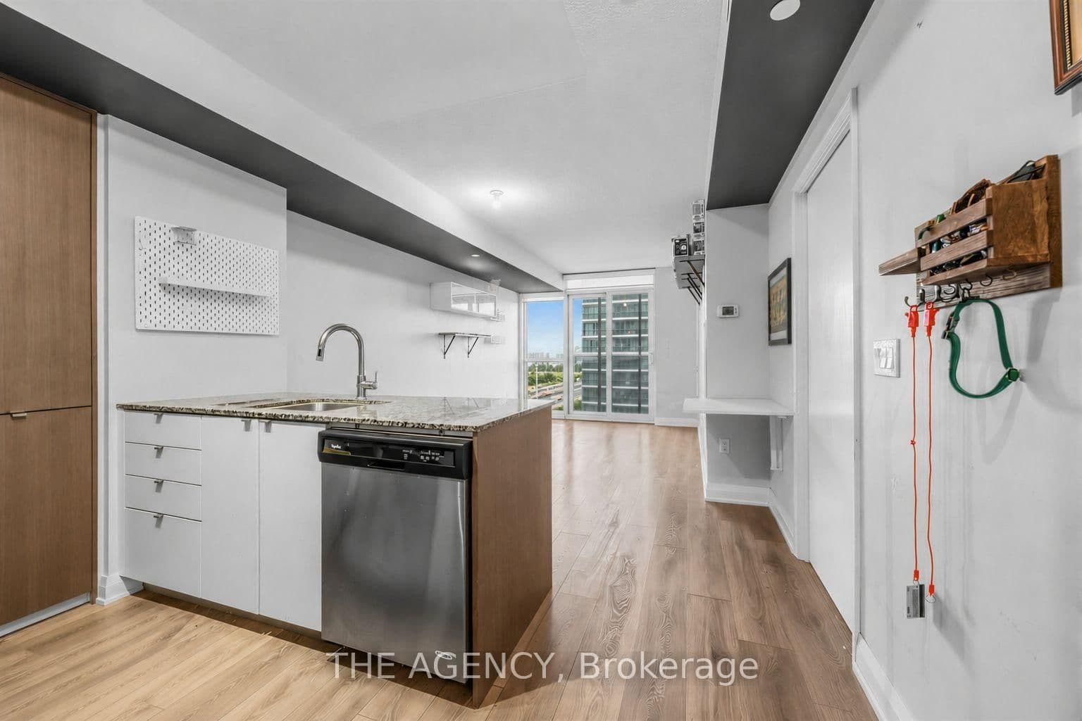 9 Valhalla Inn Road, Unit 1409 - Image 1