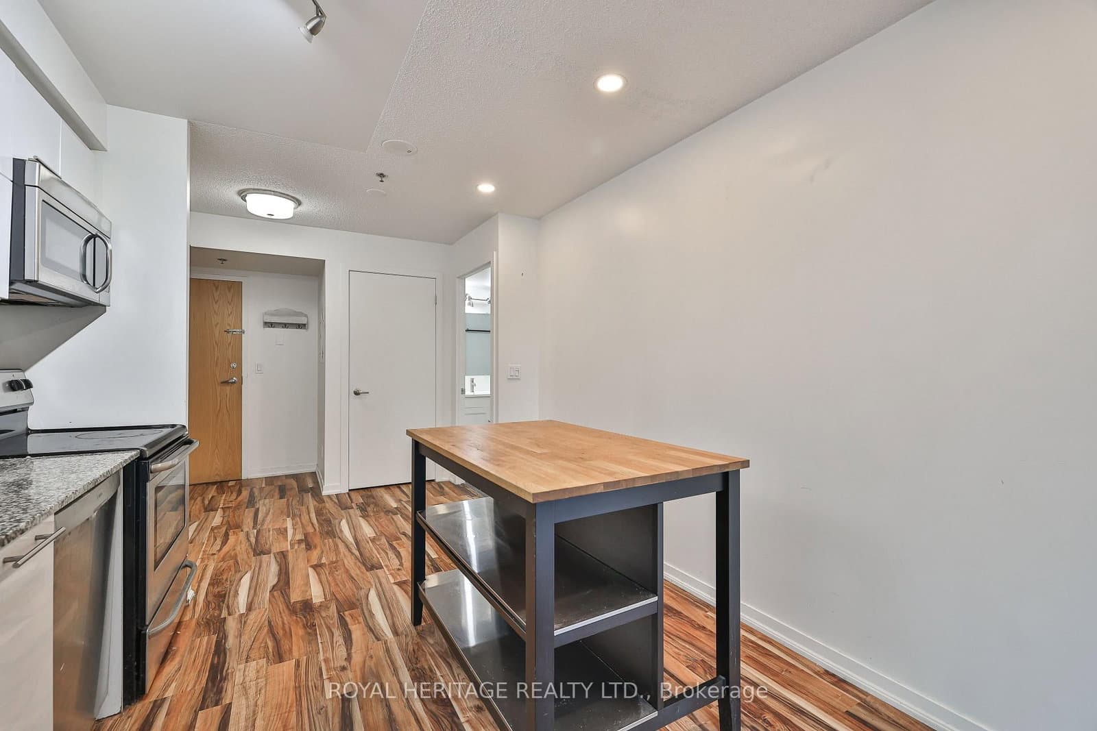 38 Joe Shuster Way, Unit 104 - Image 6