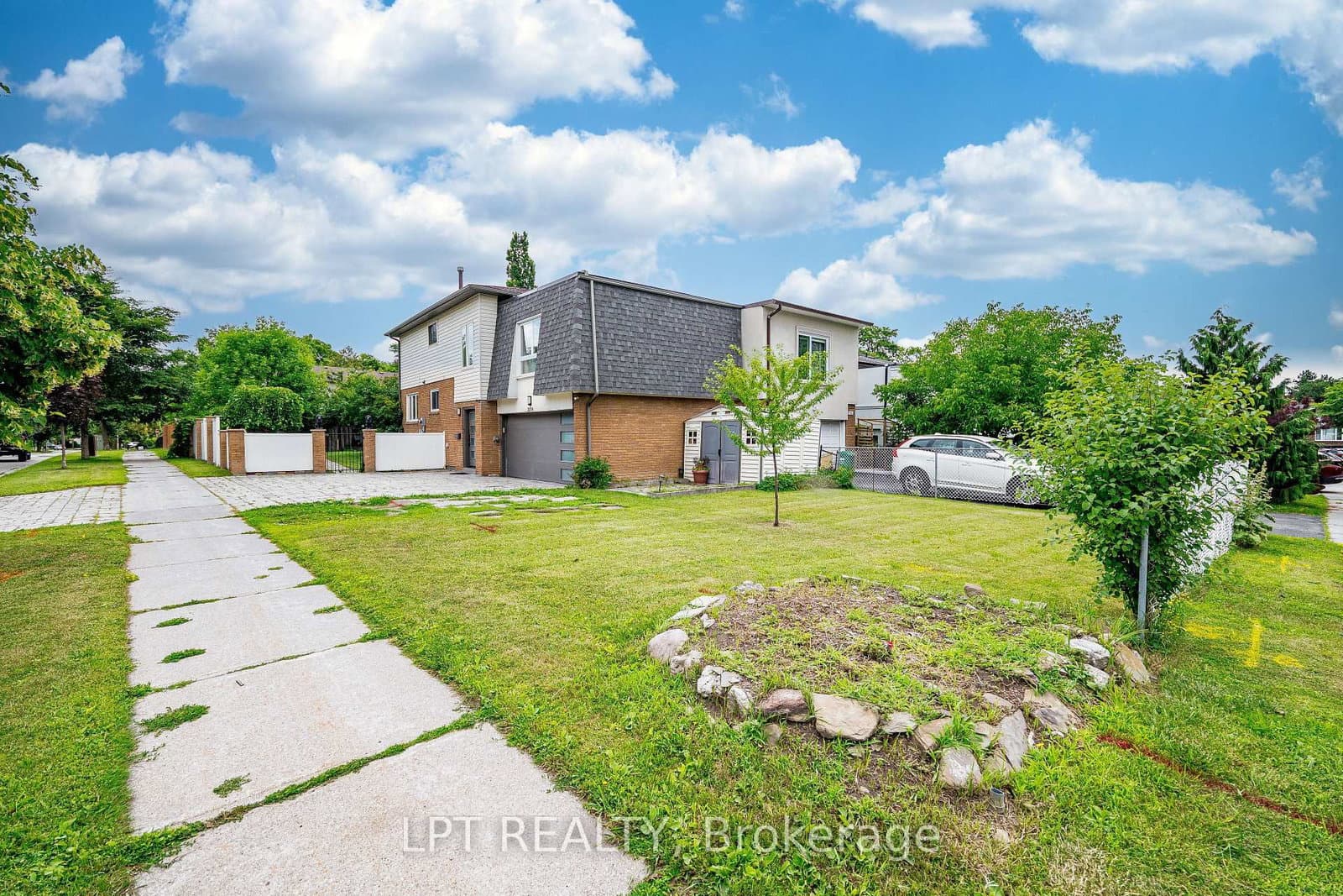 2574 Council Ring Road - Image 2