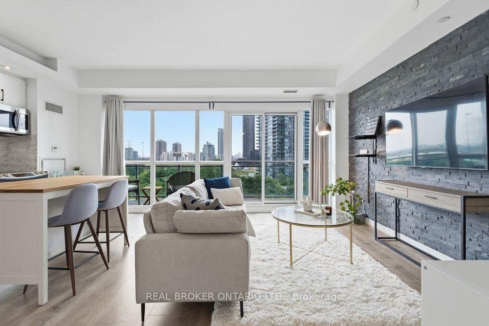 165 Legion Road N, Unit 825 - Image 3