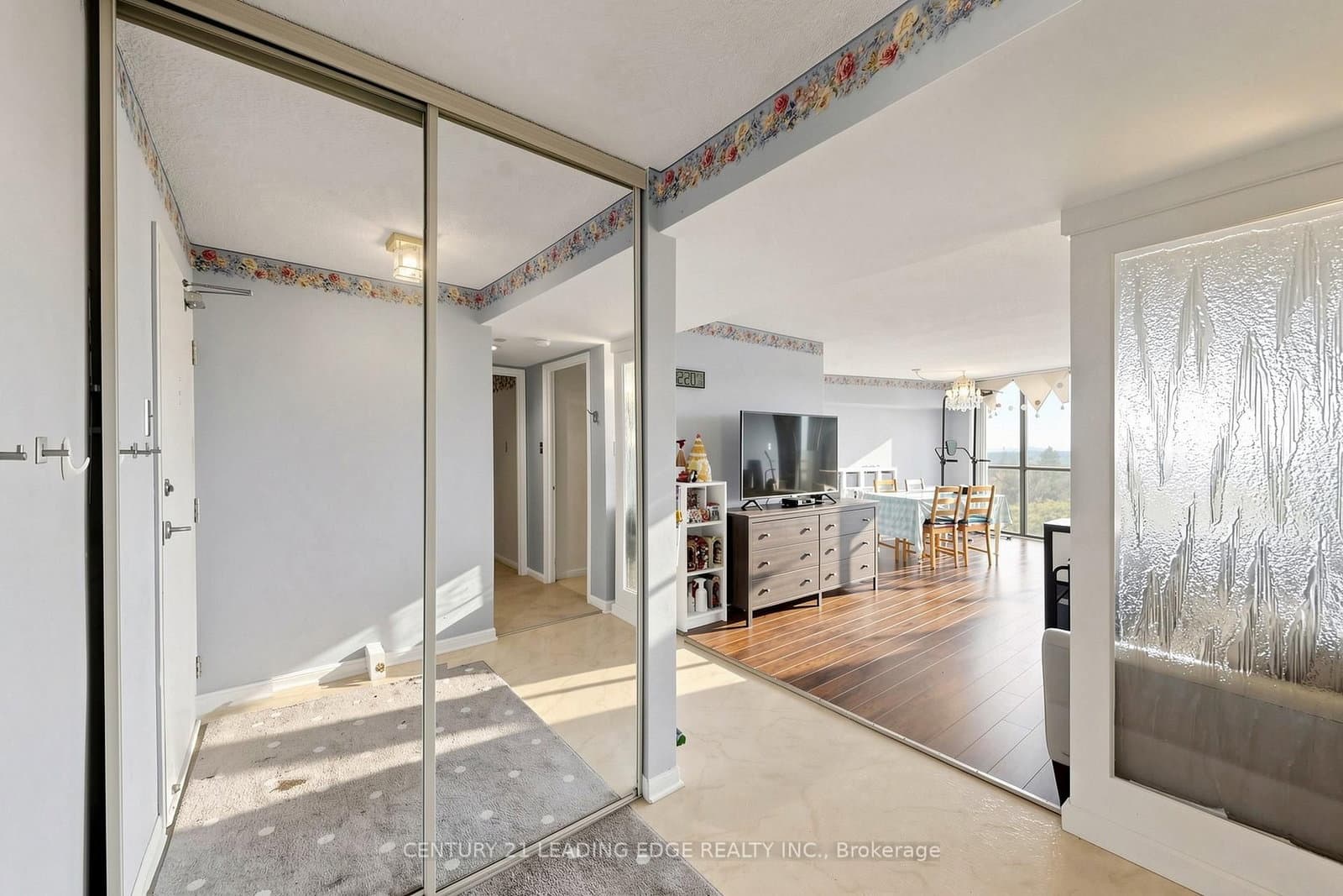 1230 Marlborough Court W, Unit 1106 - Image 2