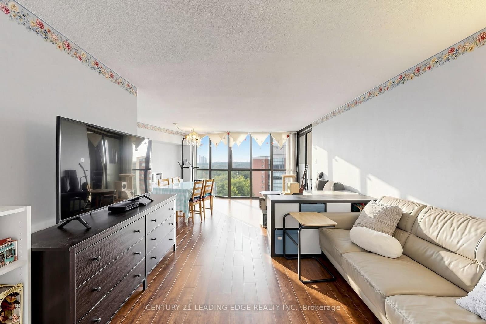 1230 Marlborough Court W, Unit 1106 - Image 4