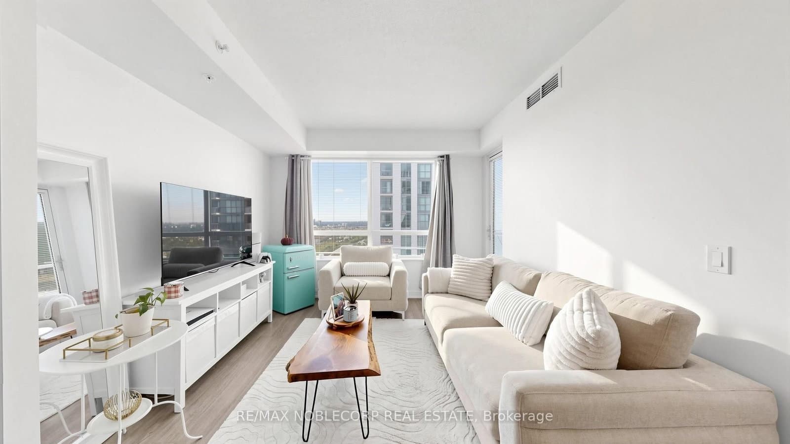 20 Thomas Riley Road, Unit 2010 - Image 2