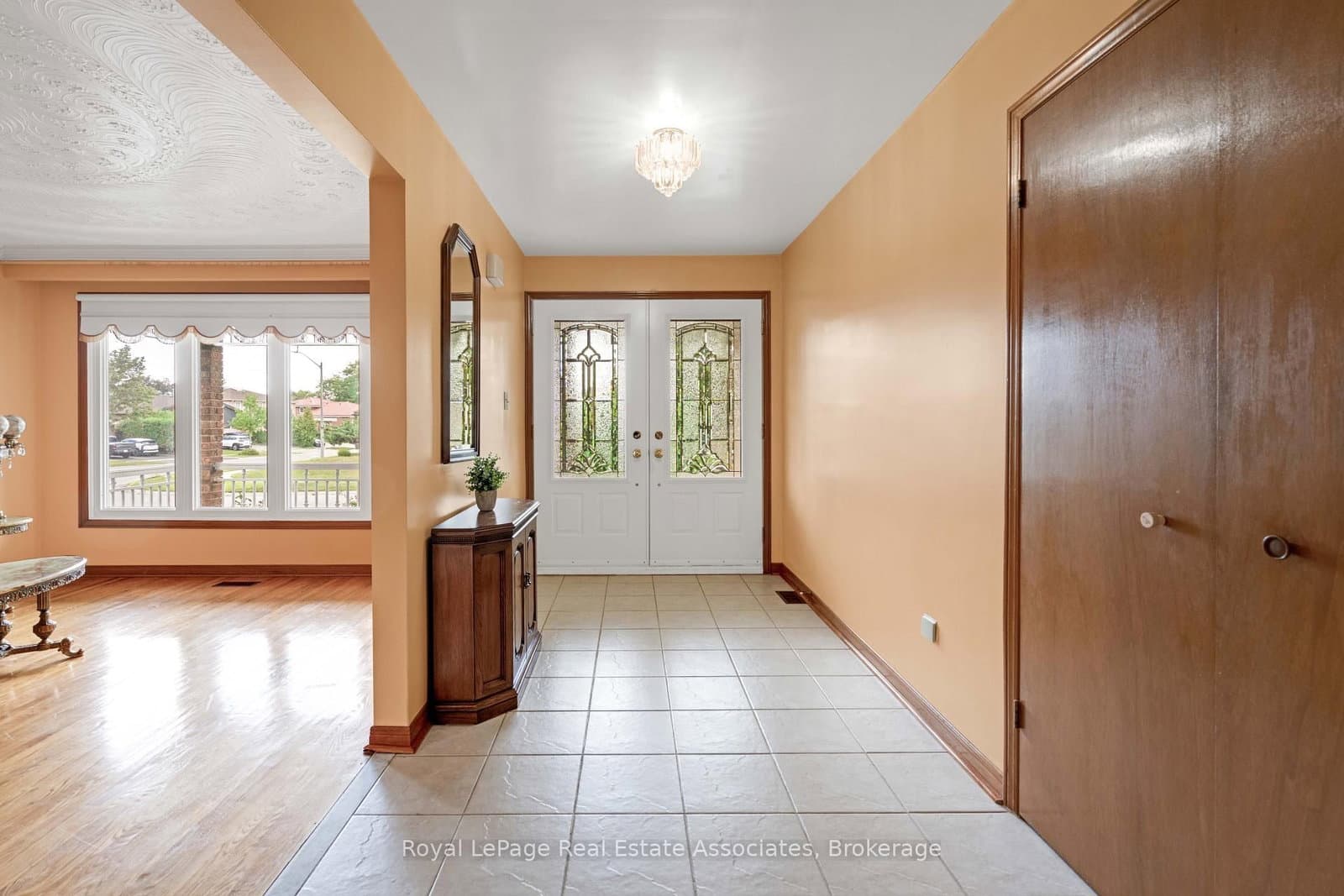 2535 Privet Crescent - Image 6