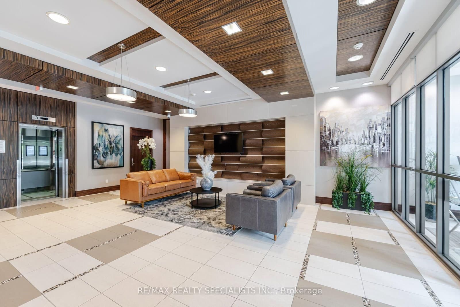 339 Rathburn Road W, Unit PH07 - Image 3