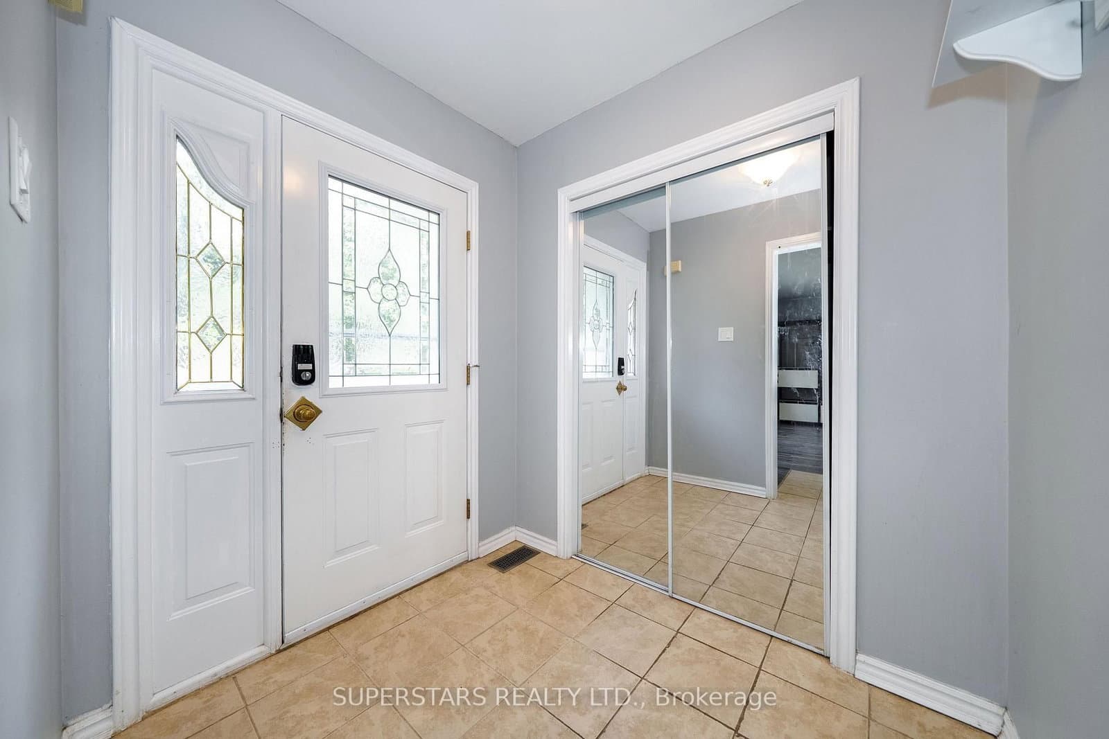6 Meadowland Drive - Image 3