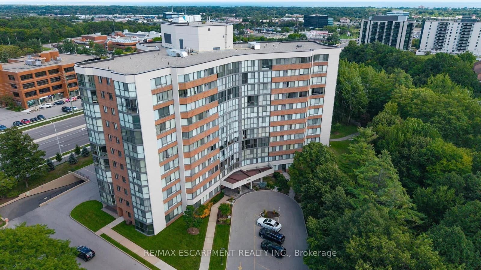 1230 Marlborough Court, Unit 202 - Image 2
