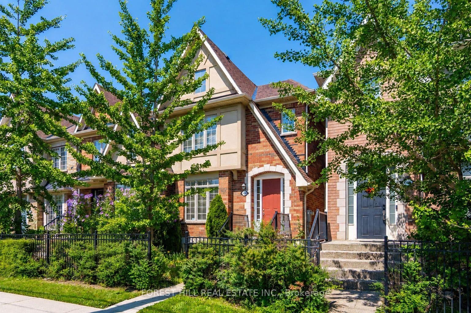 3549 Eglinton Avenue W - Image 1