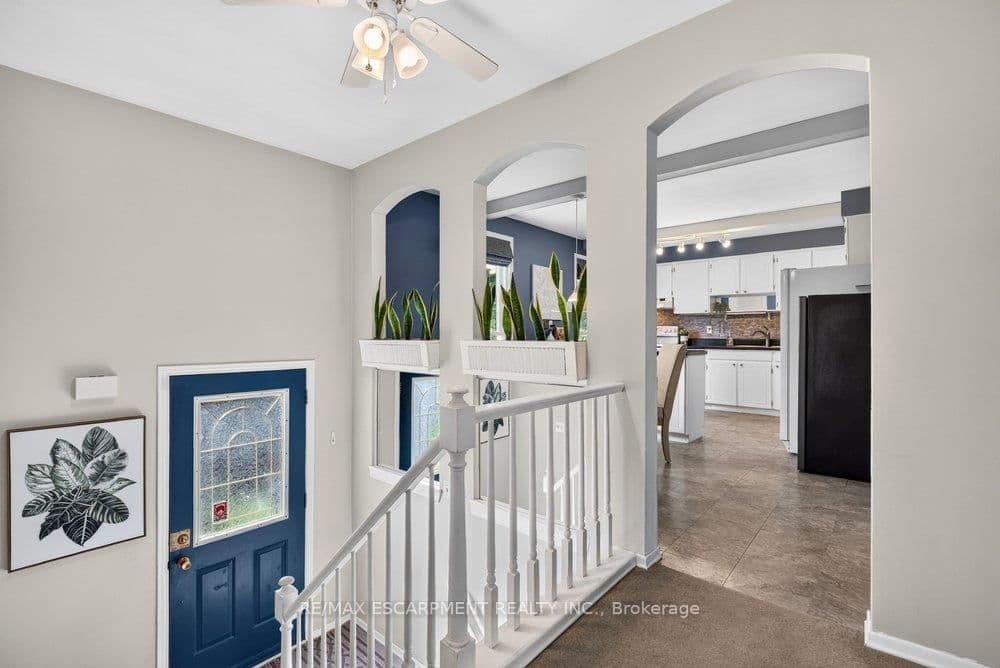 2725 BRITANNIA Road - Image 6
