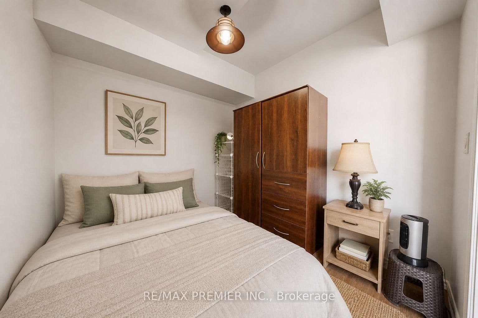 3033 Finch Avenue W, Unit 2046 - Image 6