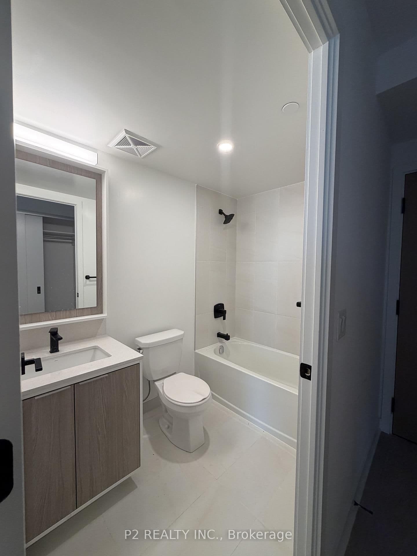 36 Zorra Street, Unit 628 - Image 3