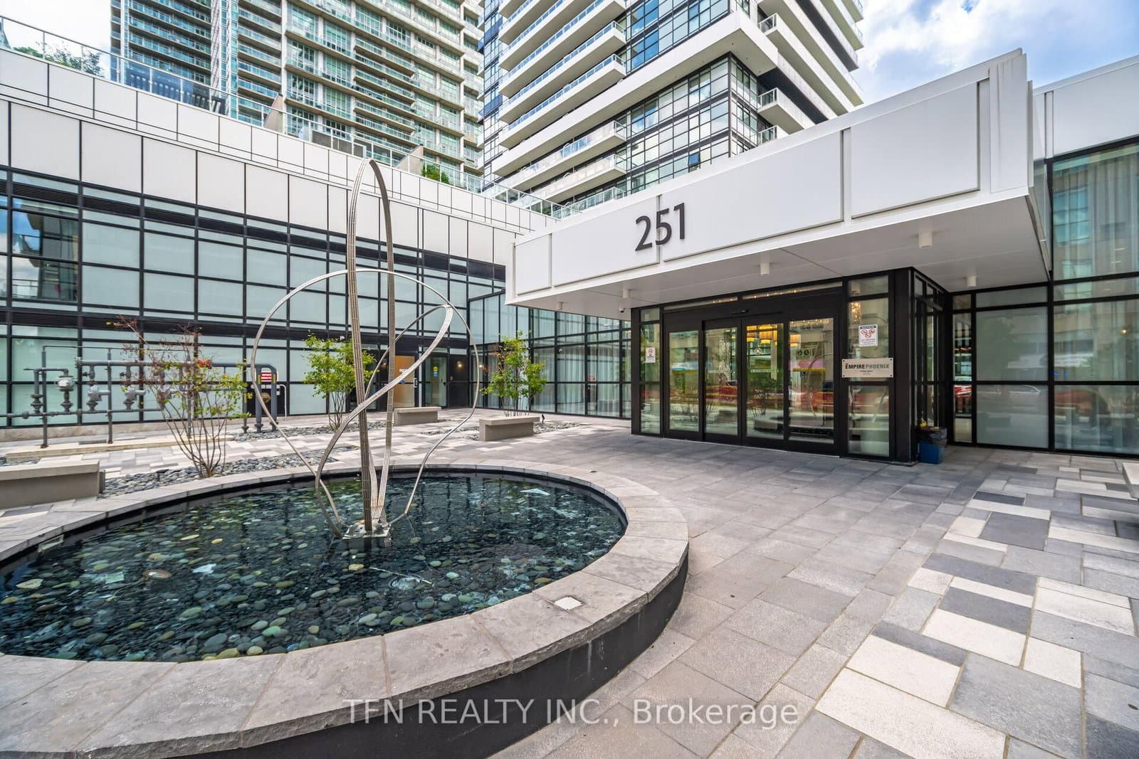 251 Manitoba Street - Image 2