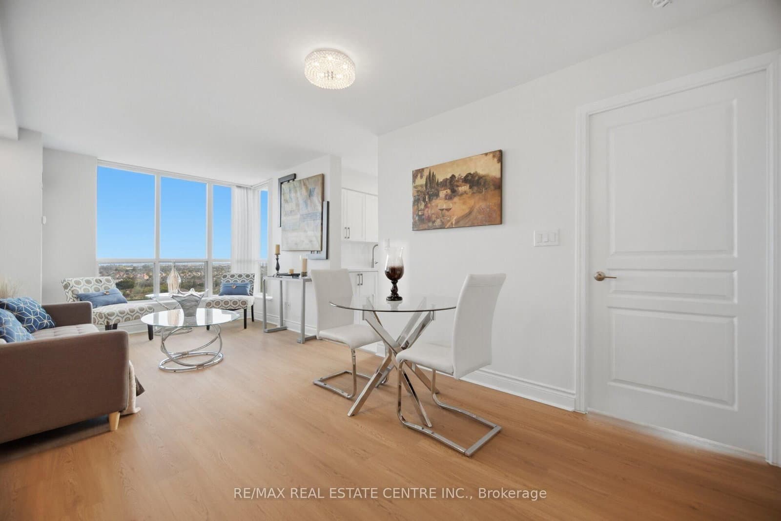 4879 Kimbermount Avenue, Unit 1509 - Image 5