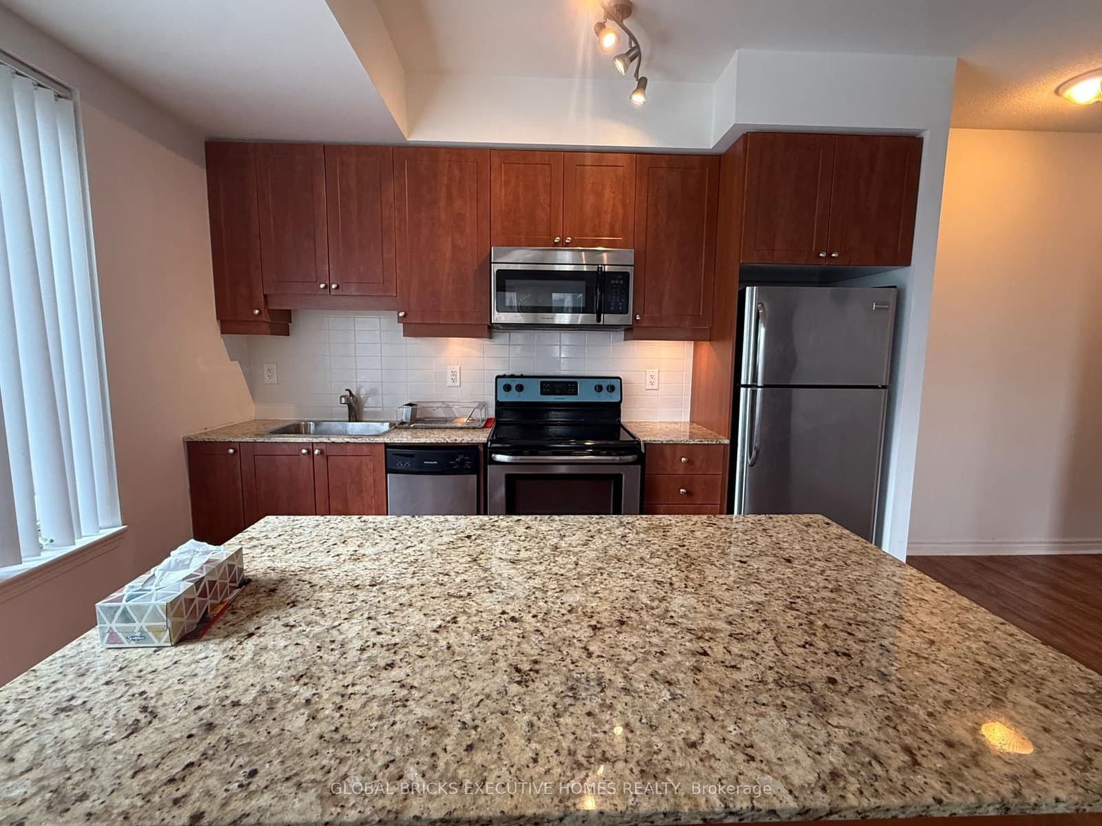 385 Prince Of Wales Drive, Unit 423 - Image 4