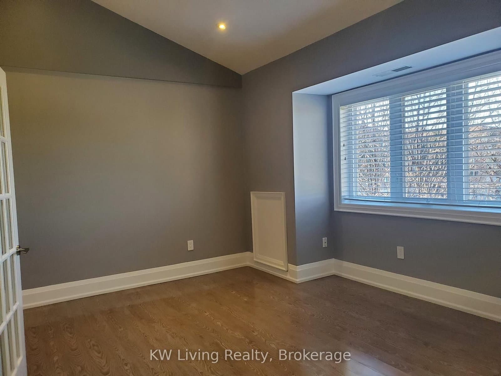 101 Bristol Road E, Unit 223 - Image 4