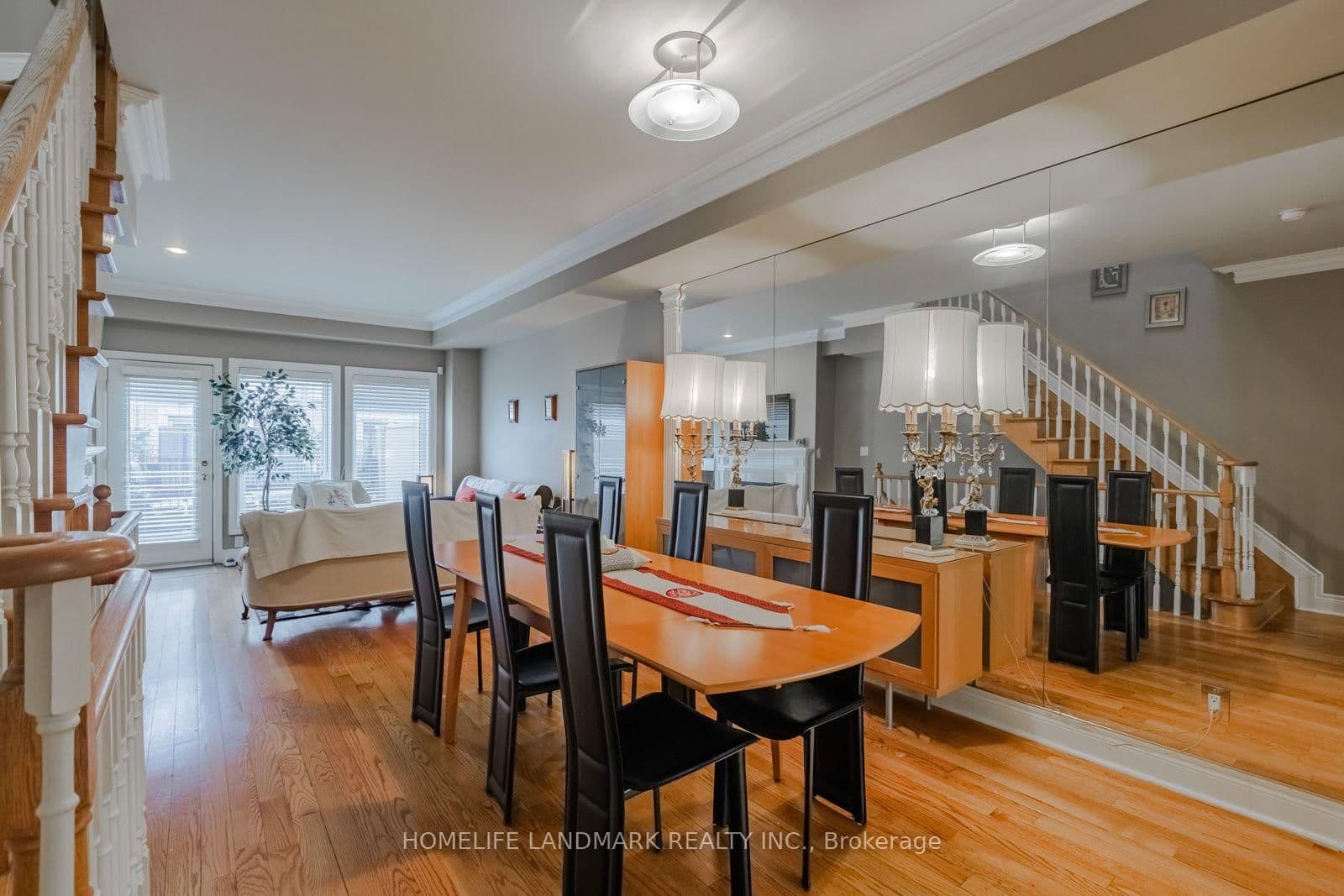 2283 W Lake Shore Boulevard W, Unit B - Image 4