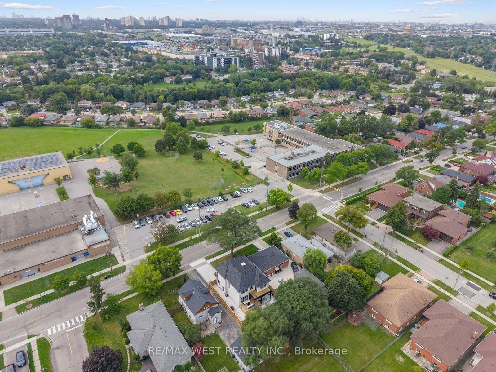 46 Golfdown Drive - Image 4