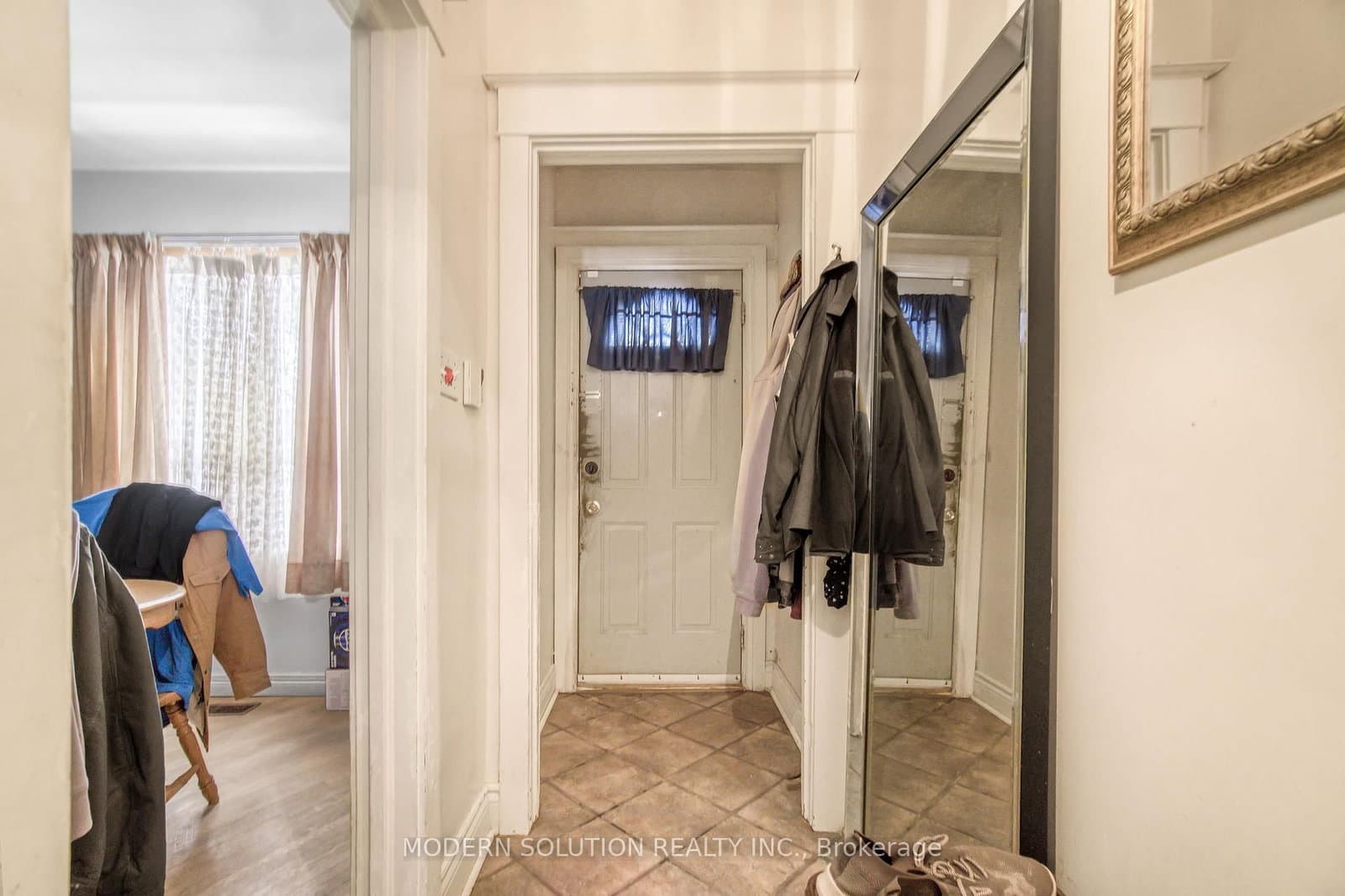 2 Rockwell Avenue - Image 4