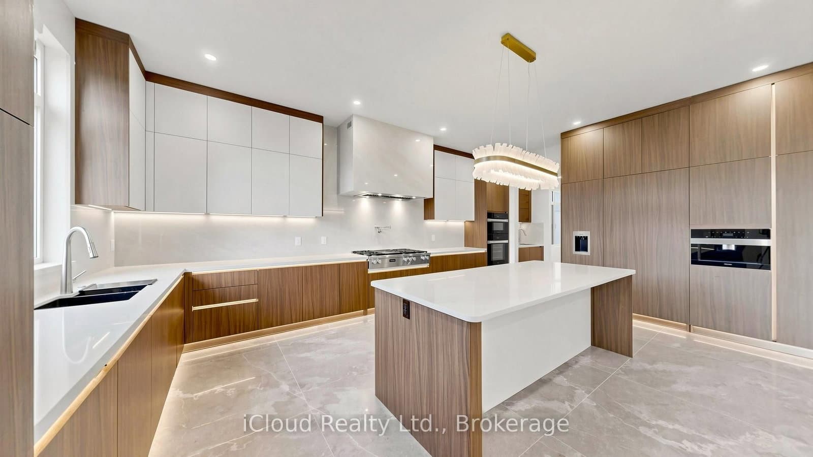 2539 Rugby Road - Image 6