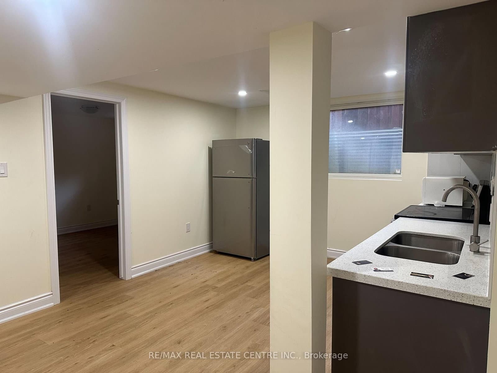 31 Haslemere Avenue - Image 2