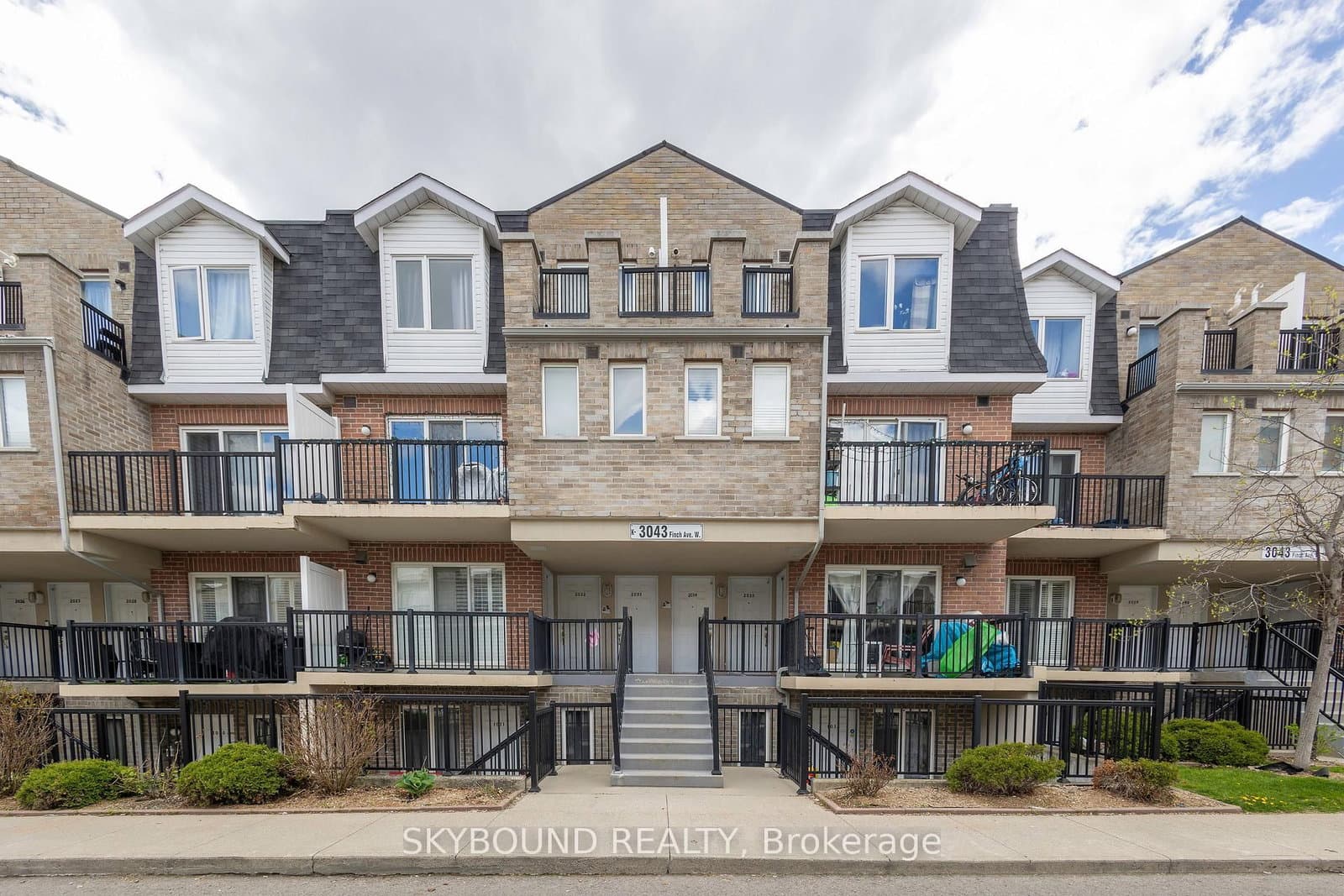 3043 Finch Avenue W, Unit 2033 - Image 1
